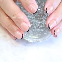 simple nails french